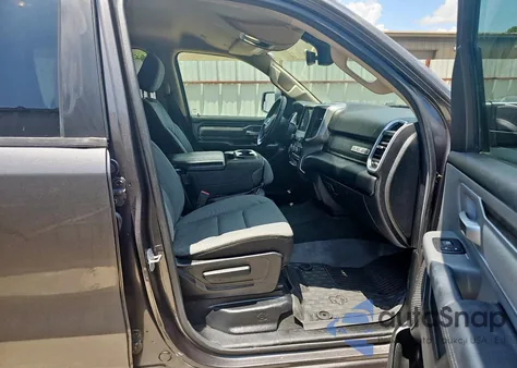 2020 Ram 1500 Big Horn/Lone Star z USA, uszkodzony, nr VIN 1C6RREFT3LN117968